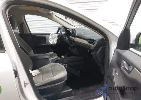 2020 Ford Escape Se z USA, uszkodzony, nr VIN 1FMCU9G64LUB80351